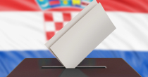 Neobična situacija na izborima u Hrvatskoj: Kandidat cijeli dan ne mrda s biračkog mjesta