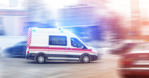 Teško ranjen muškarac u centru Sanskog Mosta, zbrinut u UKC RS