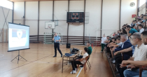 Bijeljinska policija održala učenicima predavanje o opasnostima nezakonitog i nestručnog rukovanja oružjem