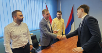 Načelnik Gajić darivao genijalnog Njegoša Obradovića: Znanjem proslavlja ime Ugljevika i Srpske