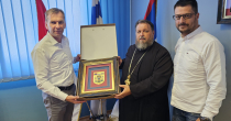 Načelnik Ugljevika ispratio svešenika Topića na novu dužnost: Čvrst u vjeri, posvećen Bogu i narodu