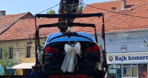 Srbija: "Pauk" odnio mladenački auto - vlasnik: "Ljudi, moj je auto i ja sam prijavio"