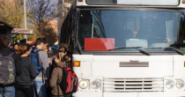 I učenike prevoze autobusi na izdisaju