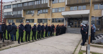 Okupljeni bijeljinski policajci čekaju presudu za ubijenog kolegu