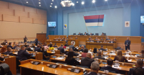 Počela posebna sjednica o setu zakona o povećanju plata