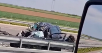 U stravičnoj nesreći na auto-putu Šabac-Ruma poginule 4 osobe (VIDEO)