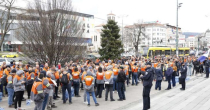 Zenica: Hiljade ljudi na protestu ispred Nove željezare