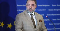 Zbog zdravstvenih problema Košarac zatražio medicinsku pomoć