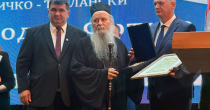 Mitropolitu Fotiju uručena Povelja opštine Lopare