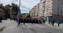 Učesnici komemorativnog skupa stigli u Tuzlu (FOTO)