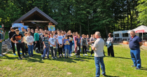 U Ugljeviku obilježen Svjetski dan pčela: Đaci učili o značaju pčela i pčelarstva