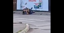 Tuča pred prolaznicima u centru Banjaluke (VIDEO)