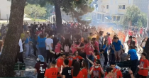 Hrvatska: Maturantu 30 dana pritvora jer je bacio baklju na policajca