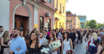 Maturanti Ekonomske i Muzičke škole zatvorili ovogodišnu sezonu matura FOTO/VIDEO