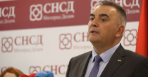 POMOĆ PRED ŠKOLSKU GODINU Osnovcima po 100, srednjoškolcima i studentima po 150 KM od Vlade RS
