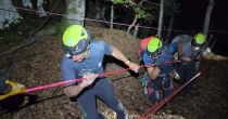 Dete palo u provaliju kod vodopada Savica, otac stradao pokušavajući da mu pomogne