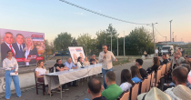 Kandidati SNSD-a u Novom naselju Janja: Razgovor sa mještanima o problemima i prioritetima