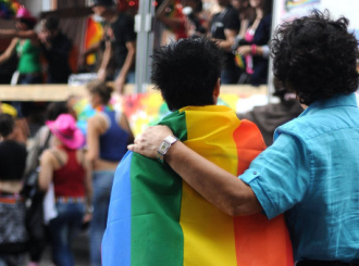 Francuski parlament legalizirao gay brakove
