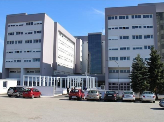 Prva operacija uklanjanja krajnika savremenom metodom u UKC RS