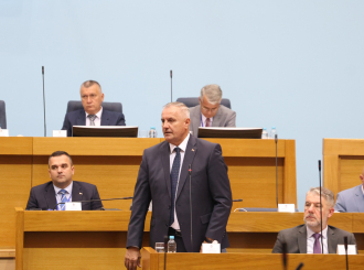 Višković: Nastavićemo ublažavanje cijena osnovnih namirnica
