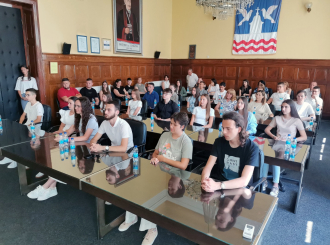 Bijeljina: Nagrađeni učenici generacije osnovnih i srednjih škola