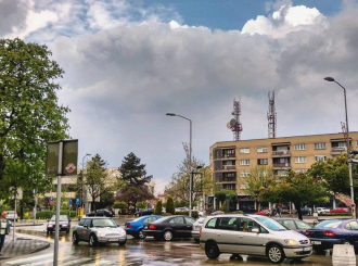 Sutra oblačno i toplo, lokalno moguće nepogode