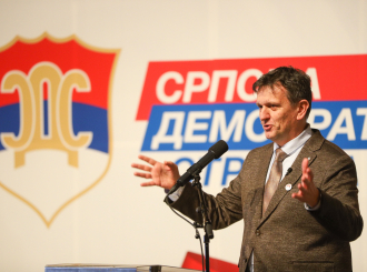 Centralna tribina SDS-a u Bijeljini 18. novembra