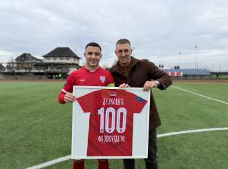 Dujkoviću uručen dres za 100. nastup za Zvijezdu 09