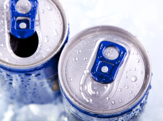 Evropski parlament razmatra ograničenje prodaje energetskih pića maloljetnicima