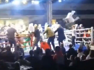 Srbija: Opšta tuča na bokserskom meču (VIDEO)
