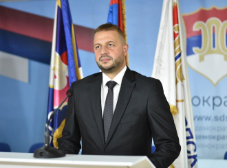 Nešković: Ostavka Minića priznanje nelegalnog rada Vlade RS