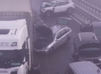 Detalji nesreće na auto-putu u Srbiji: Učestvovalo devet automobila i kamion