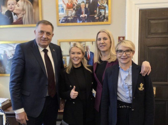 Republika Srpska za stolom velikih