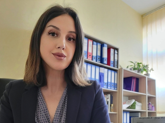 MOBING KAO POSLJEDICA PODOBNOSTI: Kada poslušnost postane važnija od kompetencije