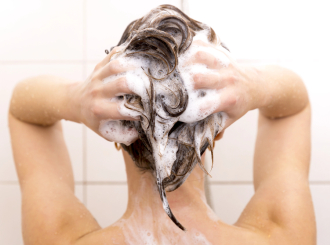 Koliko dugo bi trebalo da ostavimo šampon na kosi prije ispiranja