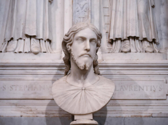 Vođena kao delo nepoznatog autora, bista Hrista Spasitelja sada je pripisana majstoru Mikelanđelu