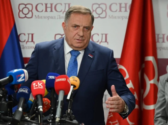 Dodik: Most u Gradišci privremeno otvoren na 100 godina