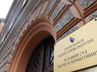 Ustavni sud: Ocjena ustavnosti odredbi koje je Šmit nametnuo "kompleksan posao"