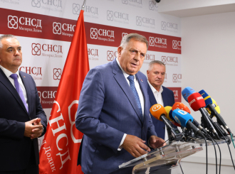 Dodik predstavio nosioce lista SNSD-a, Mikajlo Lazić nosilac liste u izbornoj jedinici 6