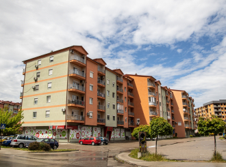 Sutra toplo sa sunčanim periodima, lokalno kiša i pljuskovi