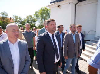 Petrović čestitao slavu Bijeljine: Da nastavimo da razvijamo grad odgovornim i posvećenim radom