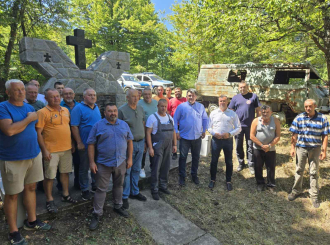 Na Grabiku kod Lopara uređen spomenik poginulim borcima