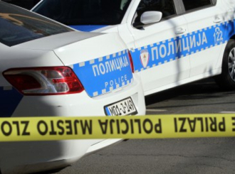 U Dvorovima udario ženu automobilom