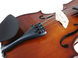 Hipo banka donirala muzičkoj školi tri violine