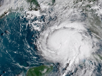 Floridi prijeti najjača oluja ove godine