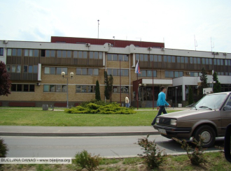 Pronađen mrtav u njivi