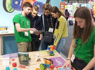 Ugljevički osnovci projektom “Pametna kuća” osvojili London