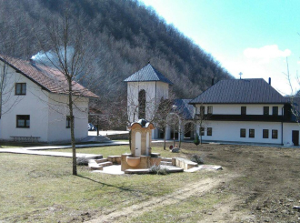 Uhapšen osumnjičeni za ubistvo monaha u Šipovu