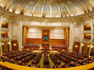 Ostavka ministra zbog žene