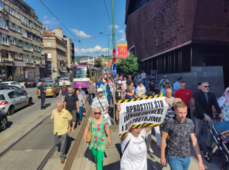 Građani ogorčeni poskupljenjima: Počeli protesti u Sarajevu FOTO